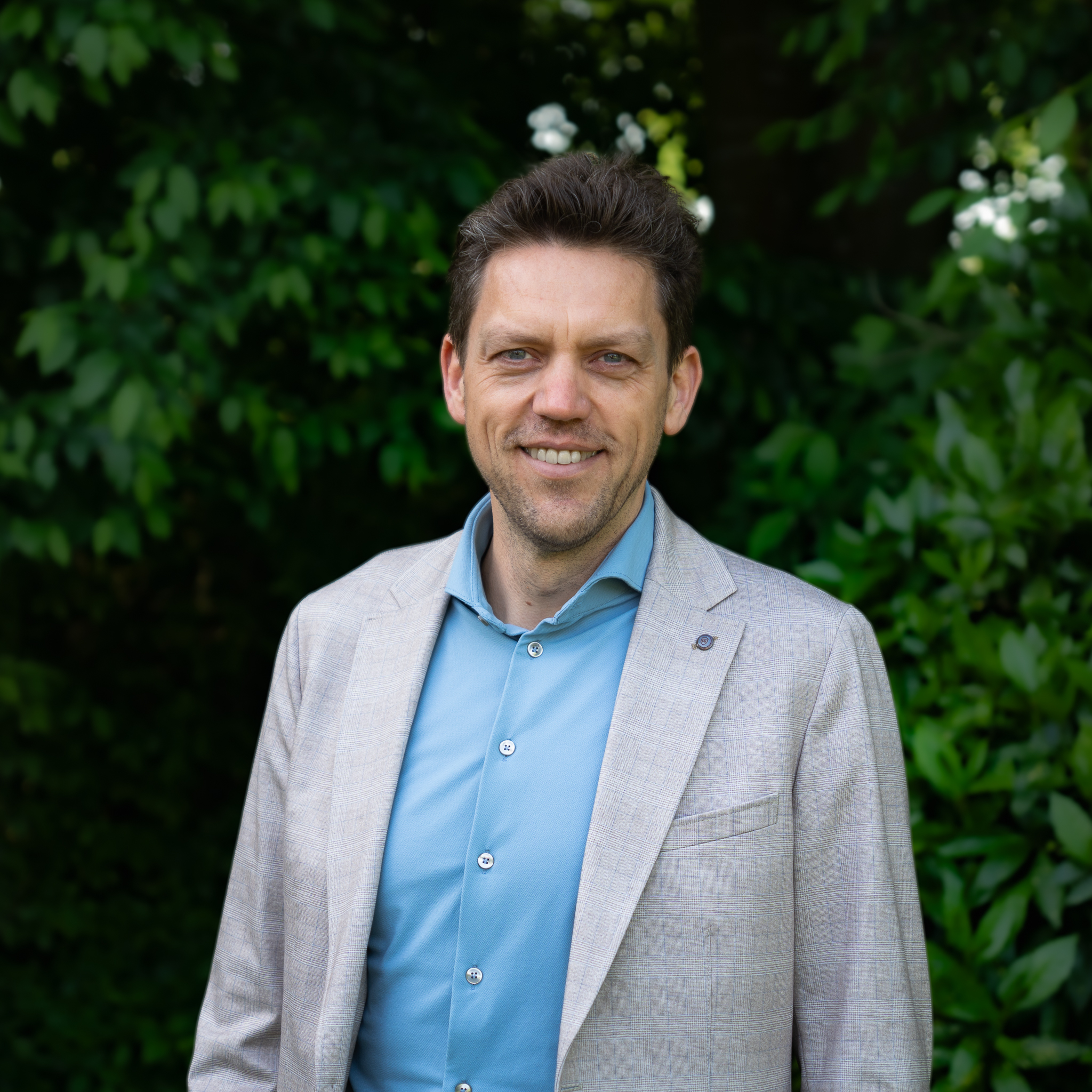 Arjan Hol